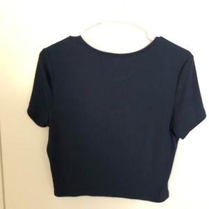 Cropped blue top
